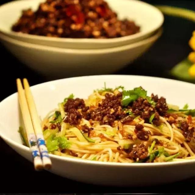 能够拌饭好吃的东西推荐又便宜,比较有特色的拌饭有哪些