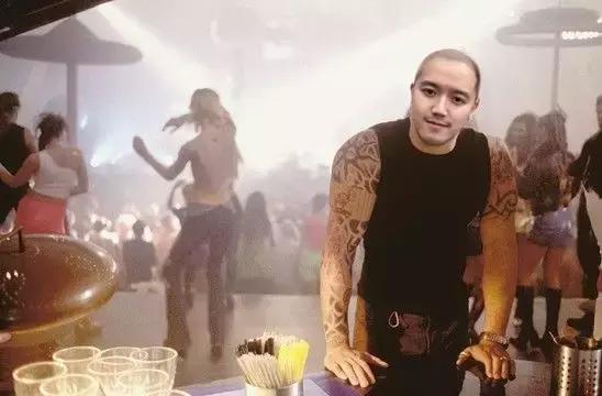 有没有必要拍最美证件照,最美证件照白底怎么免费拍