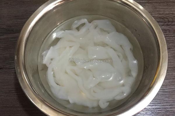 家常菜做法大全东北大拉皮,大厨做个东北大拉皮的教程