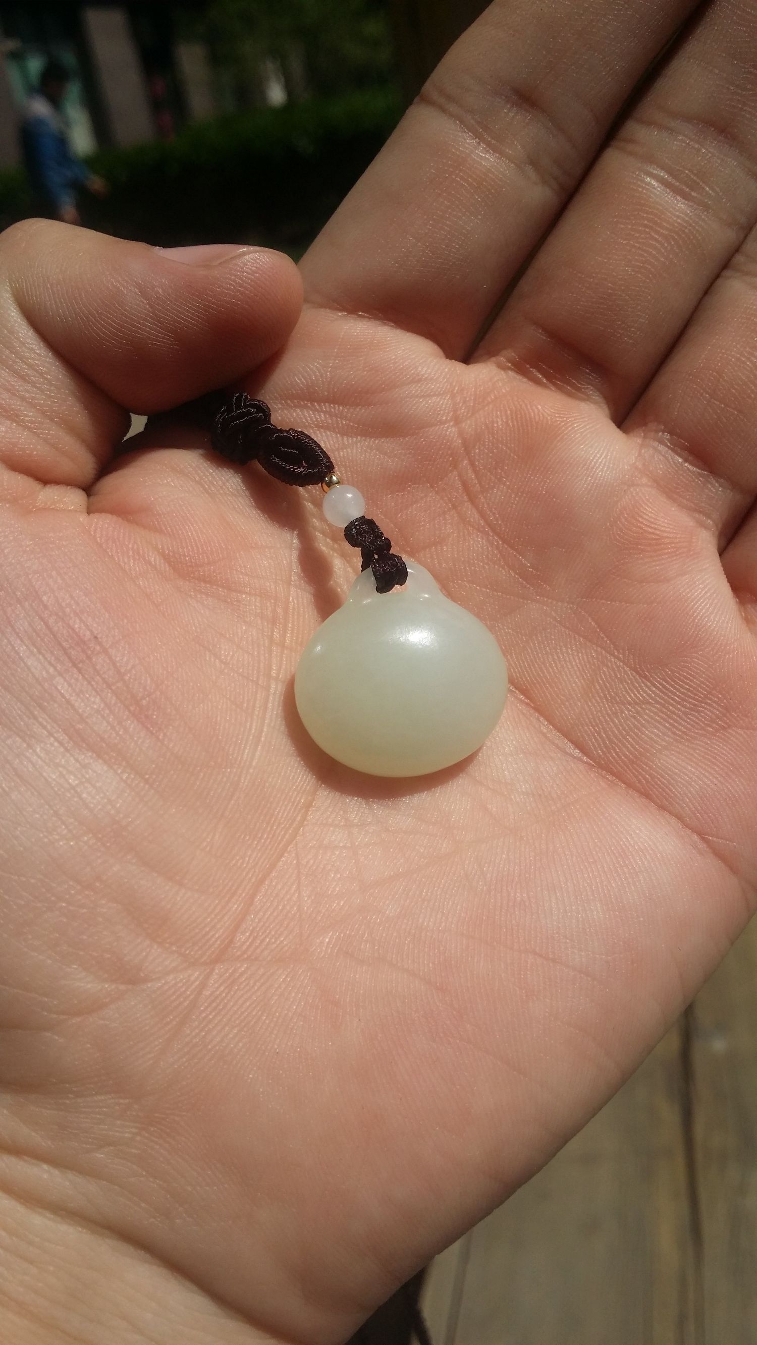 说一下我入手的第一块小石头（和田玉锁）