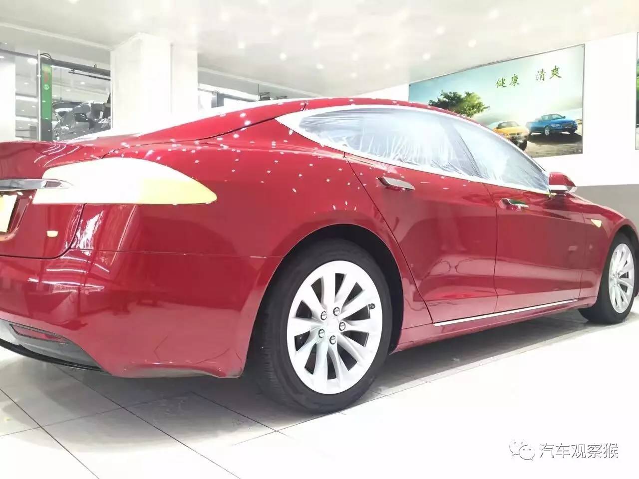 20万以内的车没必要镀晶,20万以上的车打蜡好还是镀晶好