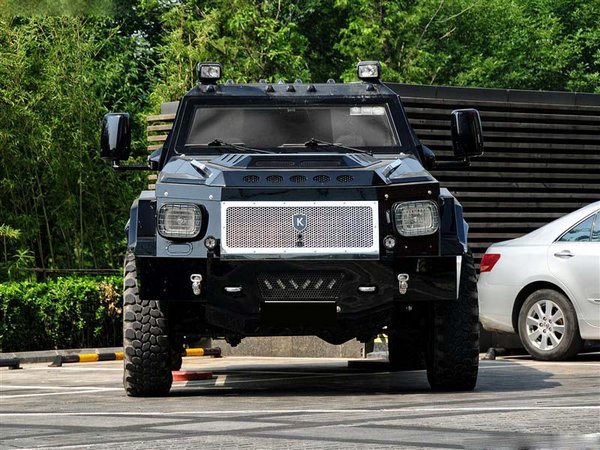 全世界最顶级的防弹硬派越野车,盘点谁才是装甲越野车的天花板