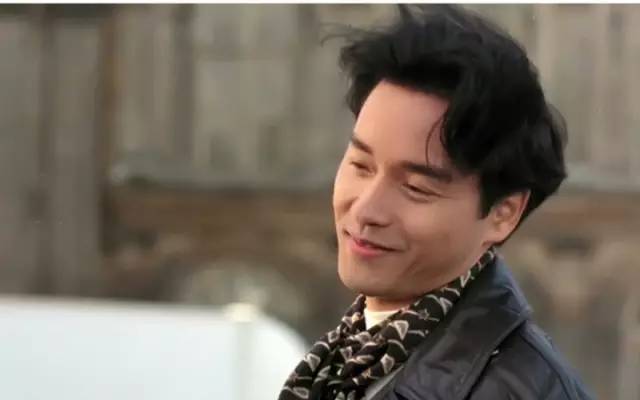 张国荣怀念你的画面,张国荣怀念当初的你