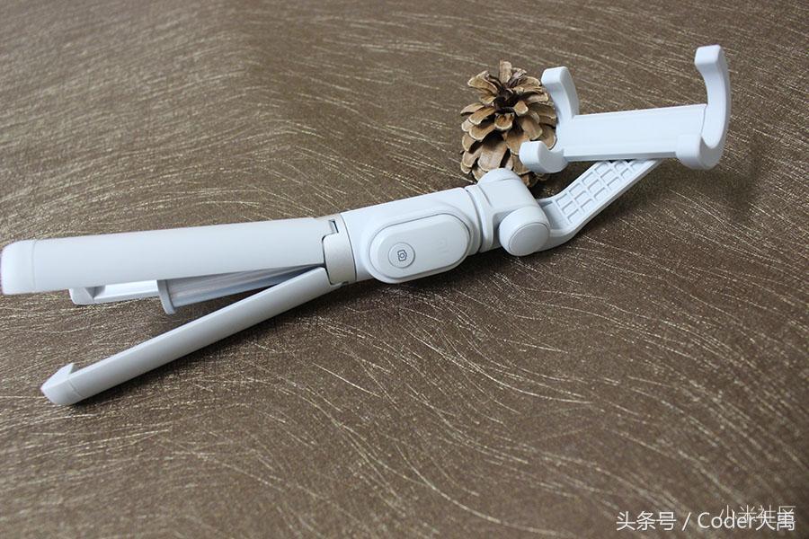小米支架式手机自拍杆,小米多功能自拍杆测评