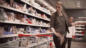 这兄弟一表人才风度翩翩，为什么没有媳妇呢？