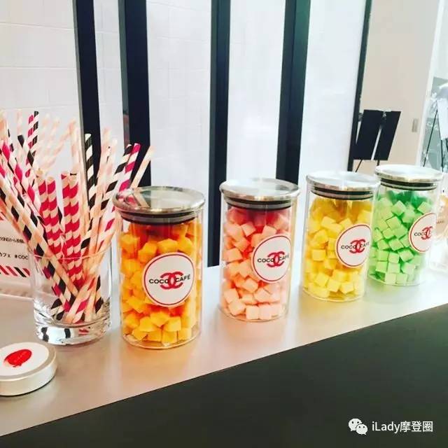刚到Chanel咖啡店拔了草，这些品牌又搞新花样？！