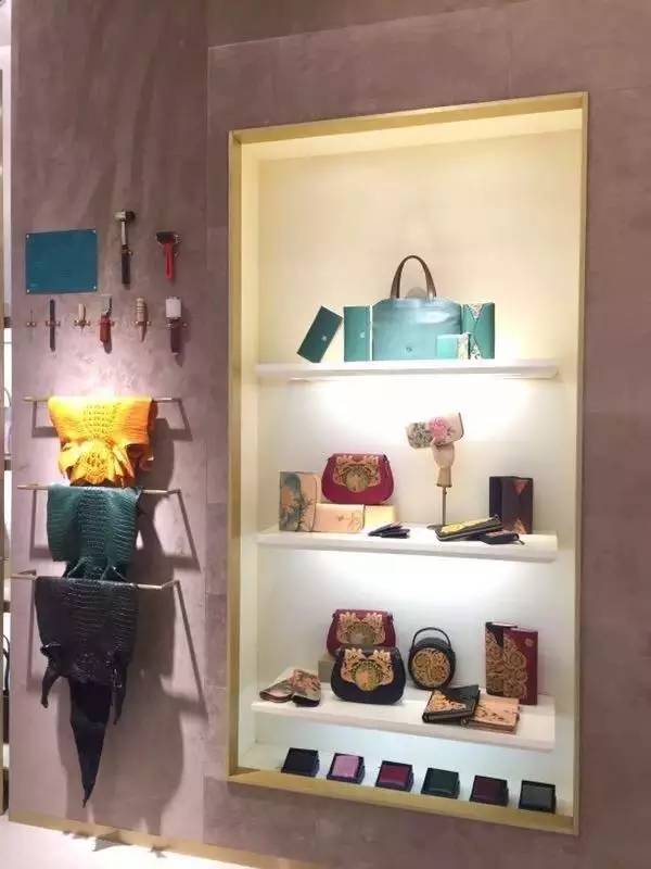 愚人节过了几点就不能够骗人了,广西三月三愚人节