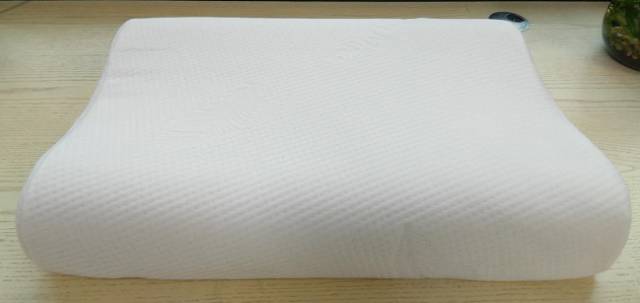 京造乳胶枕头和睡眠博士哪个好,乳胶1.5米长圆枕头护颈椎助睡眠