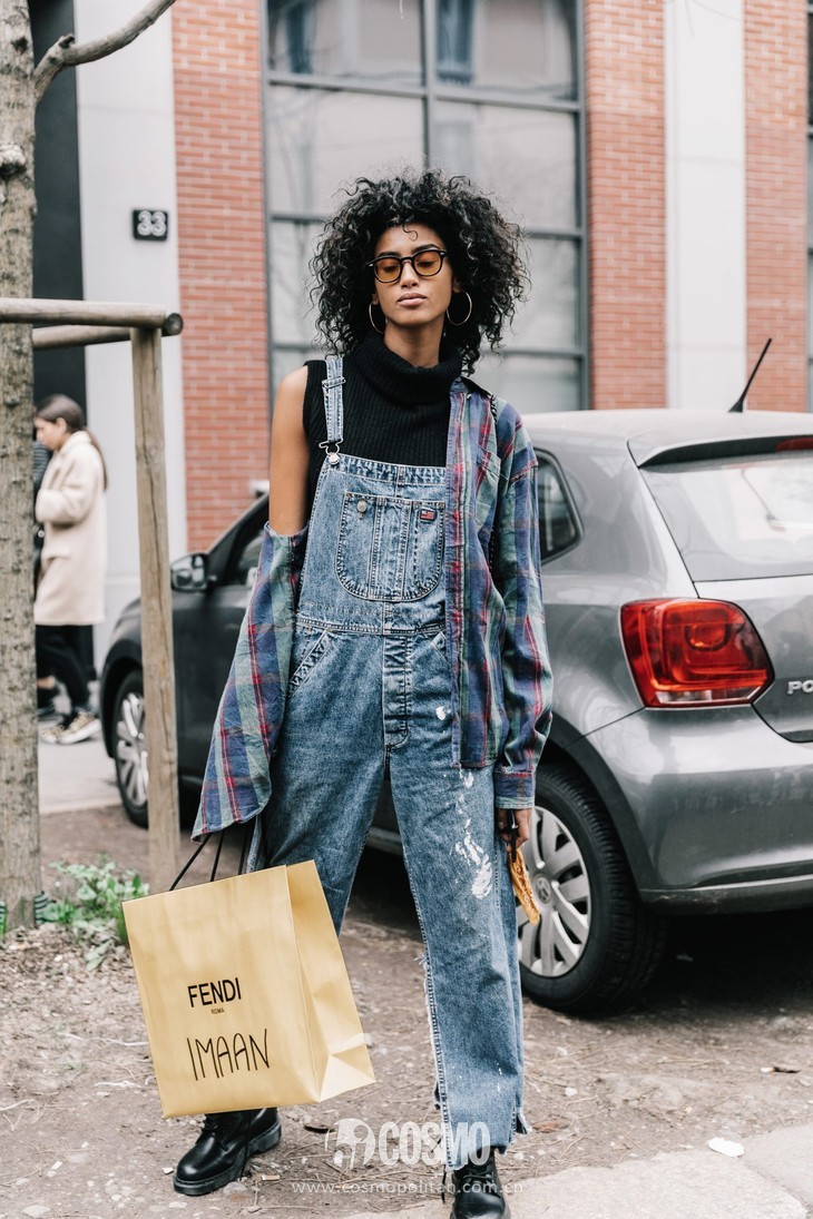 下周穿什么｜白西装+开叉裤=显瘦2kg？宋茜表示肯定