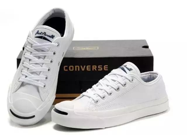 璧拌繃閭ｄ箞澶氳矾姝屾洸,璧拌繃閭ｄ箞澶氳矾