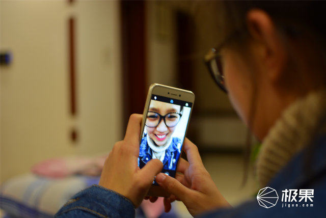 荣耀8青春版深度测评,荣耀8青春版有什么高级功能