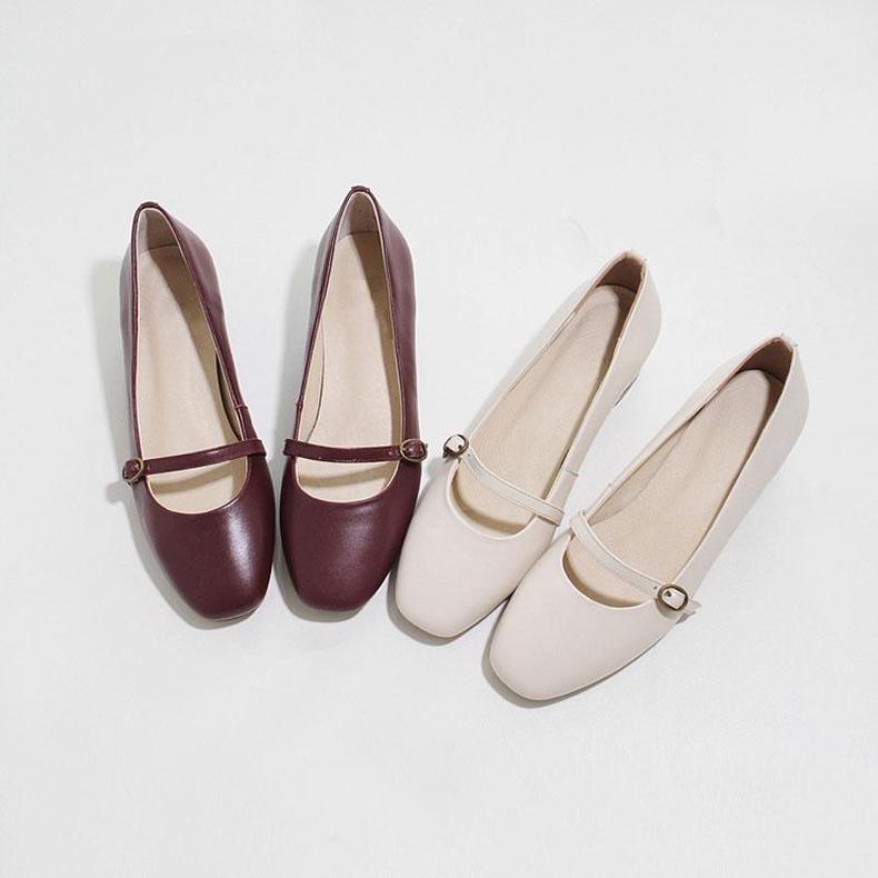 鞋子过大了怎么办教你两个方法,在网上买鞋子买大了怎么换一下