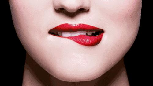 女生一定要拥有的几支口红配音 (女孩一定要有这几支口红dior999)