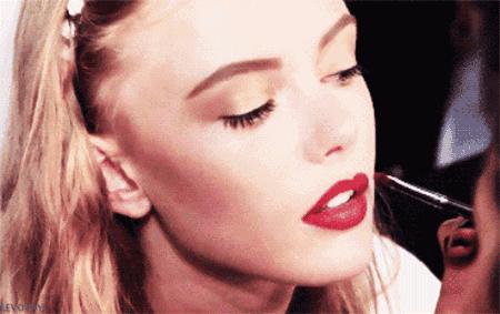 合适春季的口红兰蔻,春季口红色号推荐