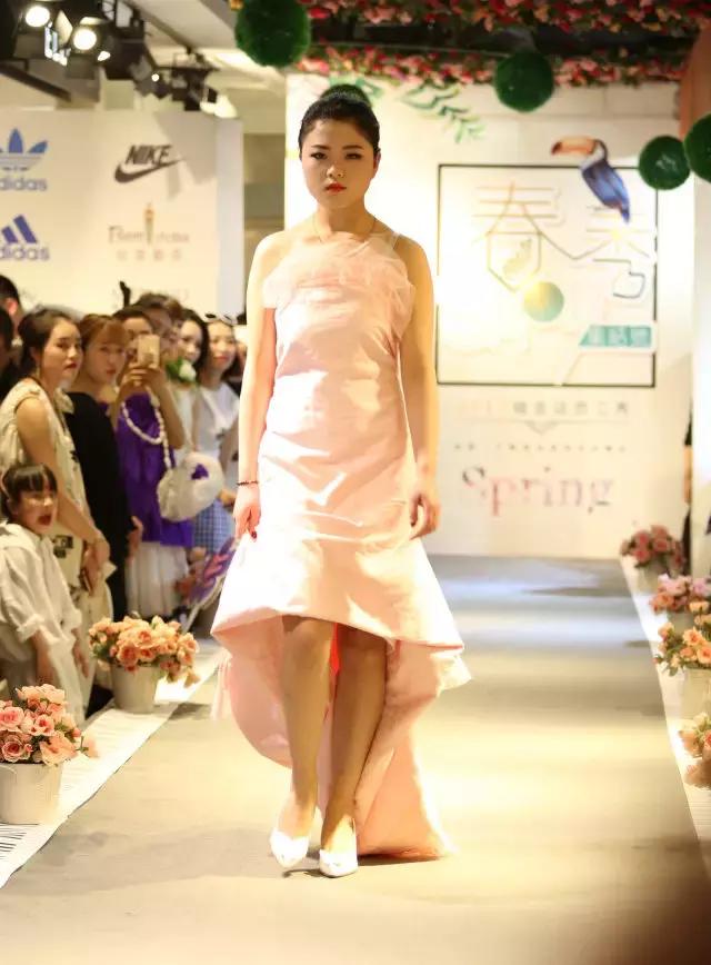 贵阳这些女人，不是名模，但都有一颗想混时尚圈的心！