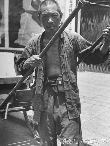 门钉肉饼薄皮大馅儿,老北京门钉肉饼其实就是牛肉饼