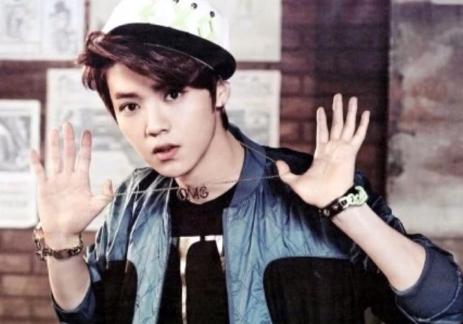 同人娱乐，沾鹿晗的光，这次的游戏终于赢了