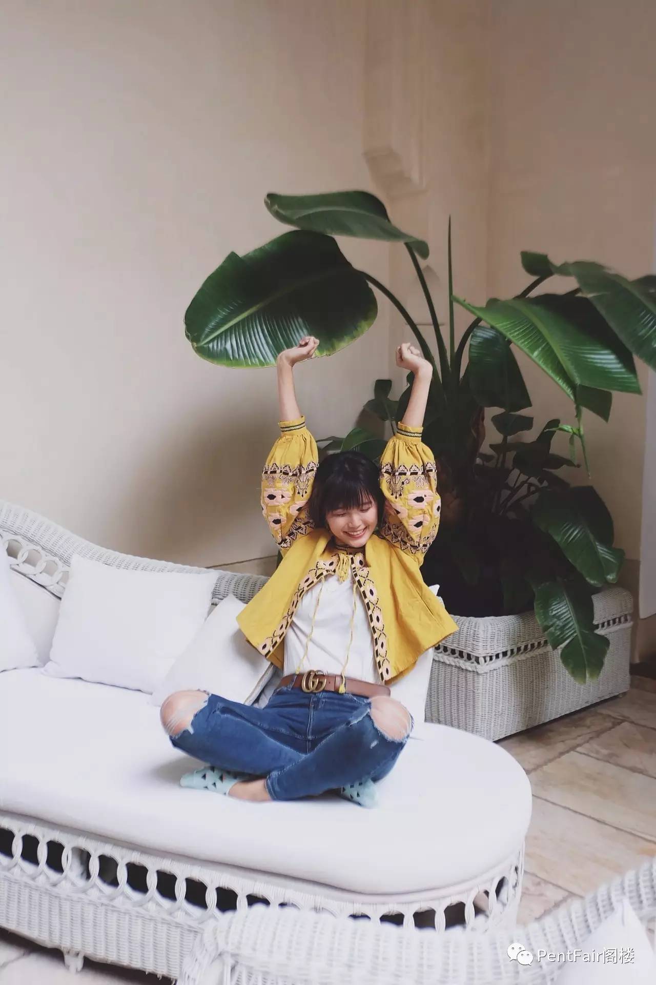 她曾是凤凰卫视小花，现在却辞职去非洲流浪美国冲浪｜最美行者