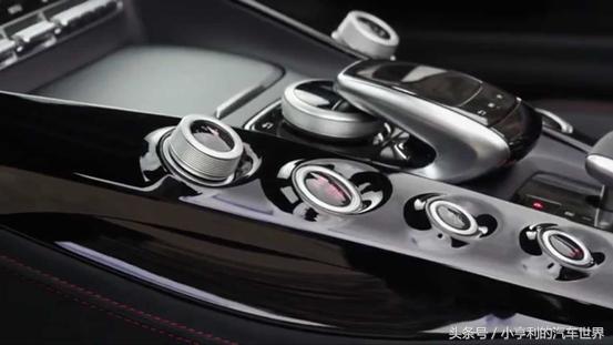 梅赛德斯amggt四门概念跑车,梅赛德斯amggt敞篷版多少钱