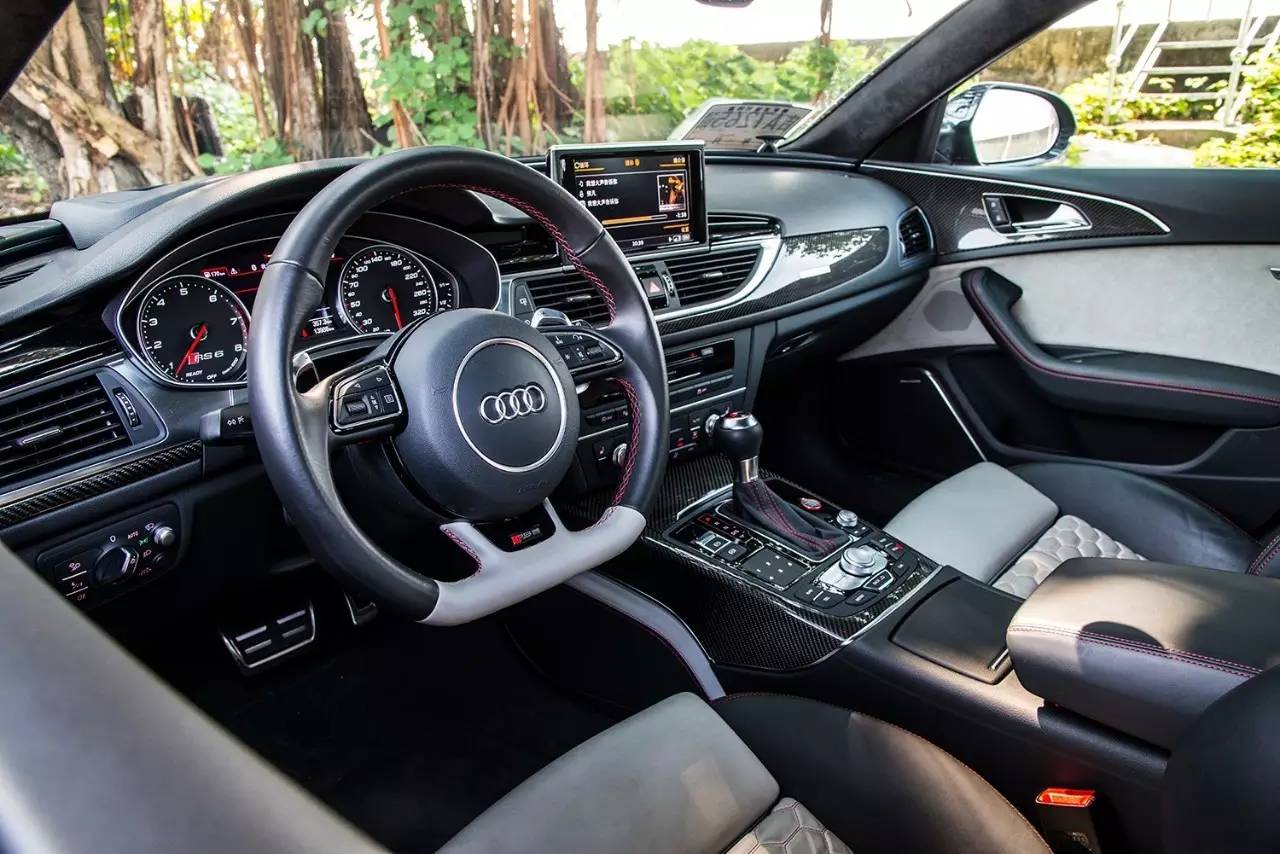 奥迪rs6allroad,全新奥迪rs6avant