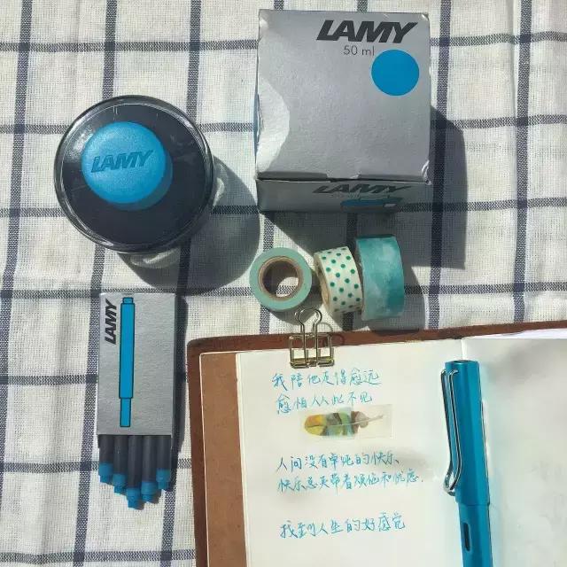 lamy限量版有哪些颜色,lamy钢笔古铜色跟橙色对比