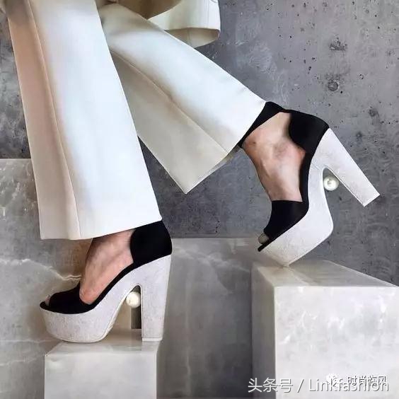 一双鞋，火过大牌包