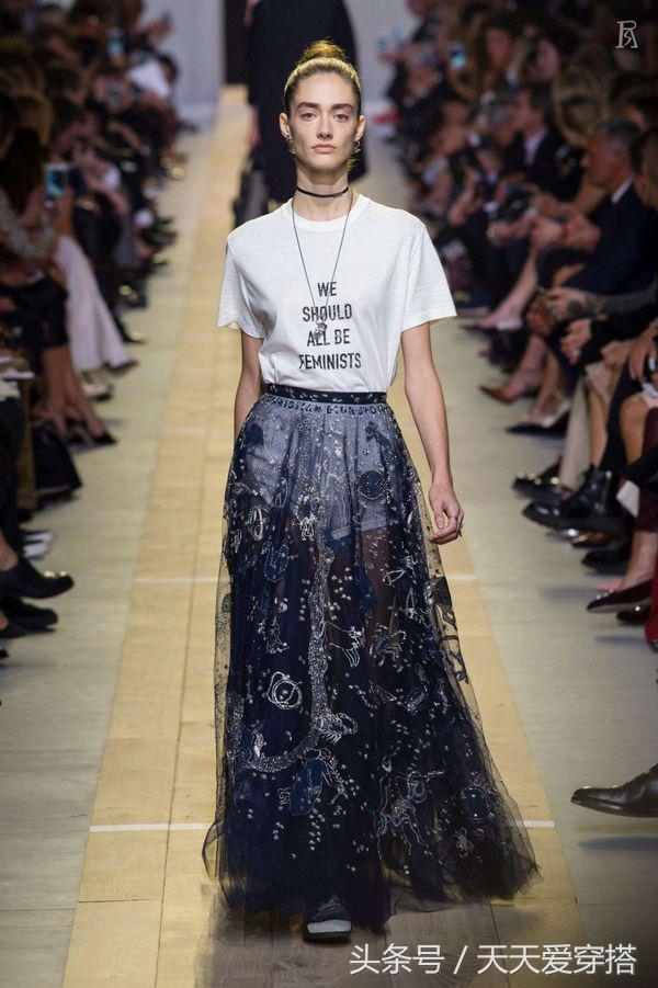 长袖slogantee,怎么穿slogant恤最时髦