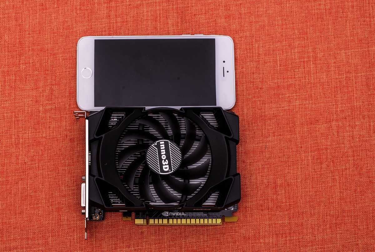 1060显卡对比rx460显卡,1k显卡最低要求