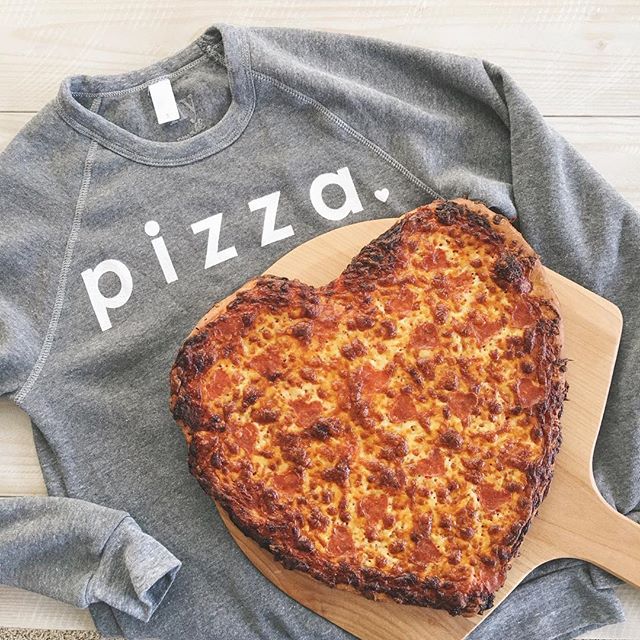 情人节礼物挑这几个准没错 (情人节礼物总有一款合适你)