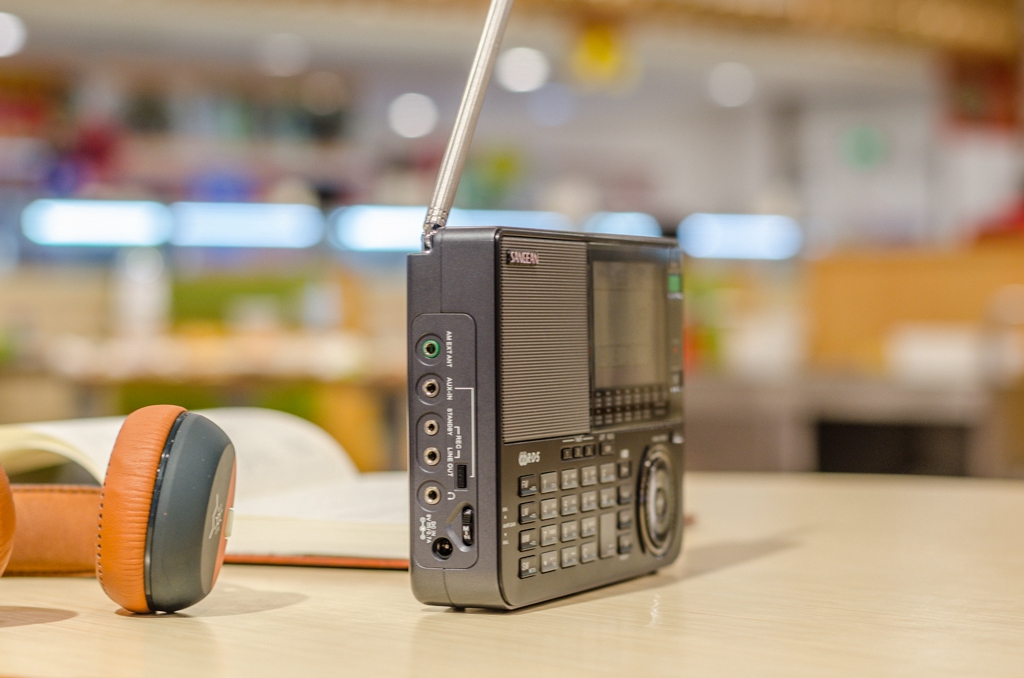 网络为什么能够卖药,收音机卖药广告揭秘