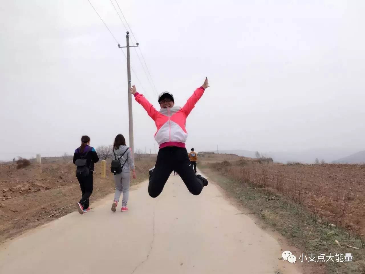 发光小太阳的视频,发光小太阳素材