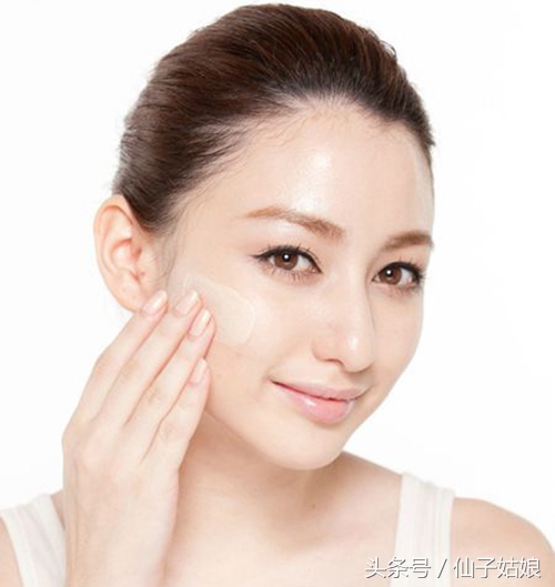 保湿乳液怎么用,涂完保湿乳液后能够涂防晒乳液吗