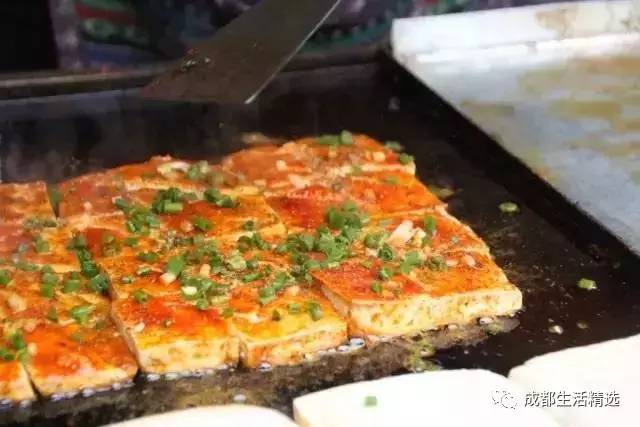 成都探店美食正宗,成都探城美食一条街