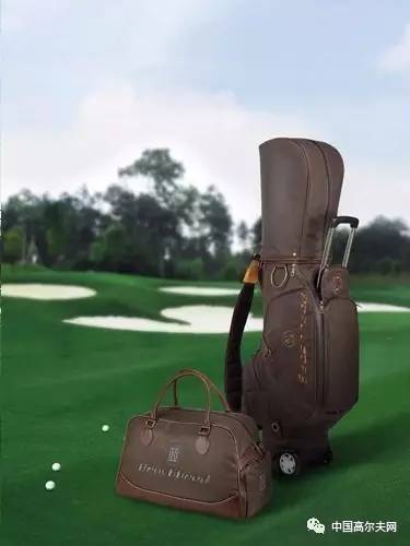 高尔夫球包有轮子的怎么收回去,高尔夫球包能够加轮子吗
