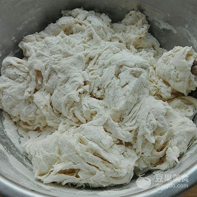 胶东白菜肉大包子#春天不减肥，夏天肉堆堆#