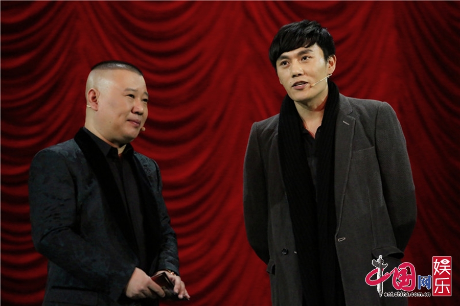 《欢乐喜剧人》情人节爆笑上演小沈阳夫妇秀恩爱