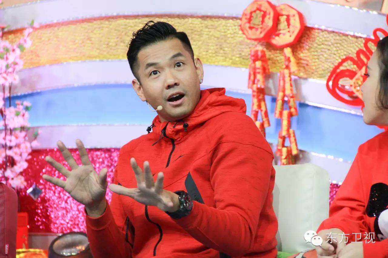 新年到来之际感谢所有帮助我的人,孟非在节目中给大家拜年