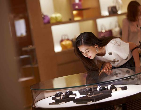 频频被时尚“种草”的心 该如何安放？