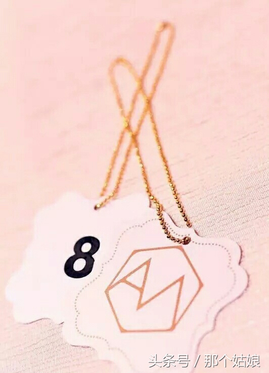 方媛几岁成为天王嫂的 (方媛和天王嫂合影)