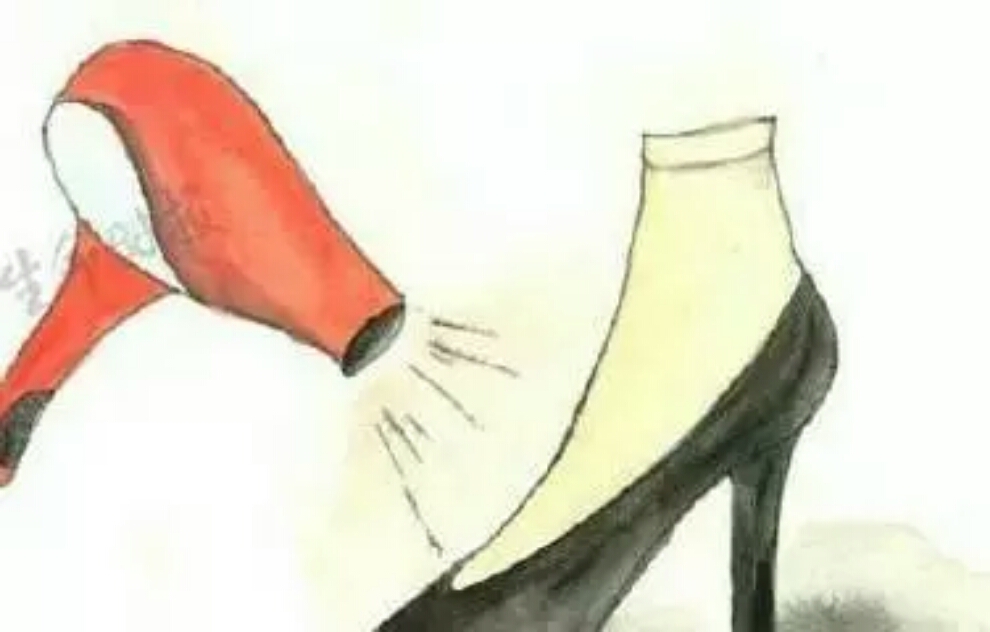 鞋子磨脚了很疼怎么解决,鞋子磨脚面是怎么回事