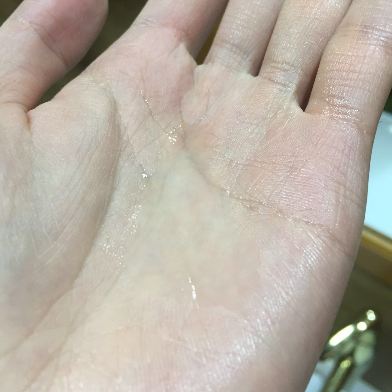 35岁用的skii神仙水抗老能够吗,skii神仙水最便宜时多少钱