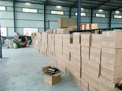 何苦买模仿名牌鞋成本30元，这5双丑鞋今年这么火，值得入手呀