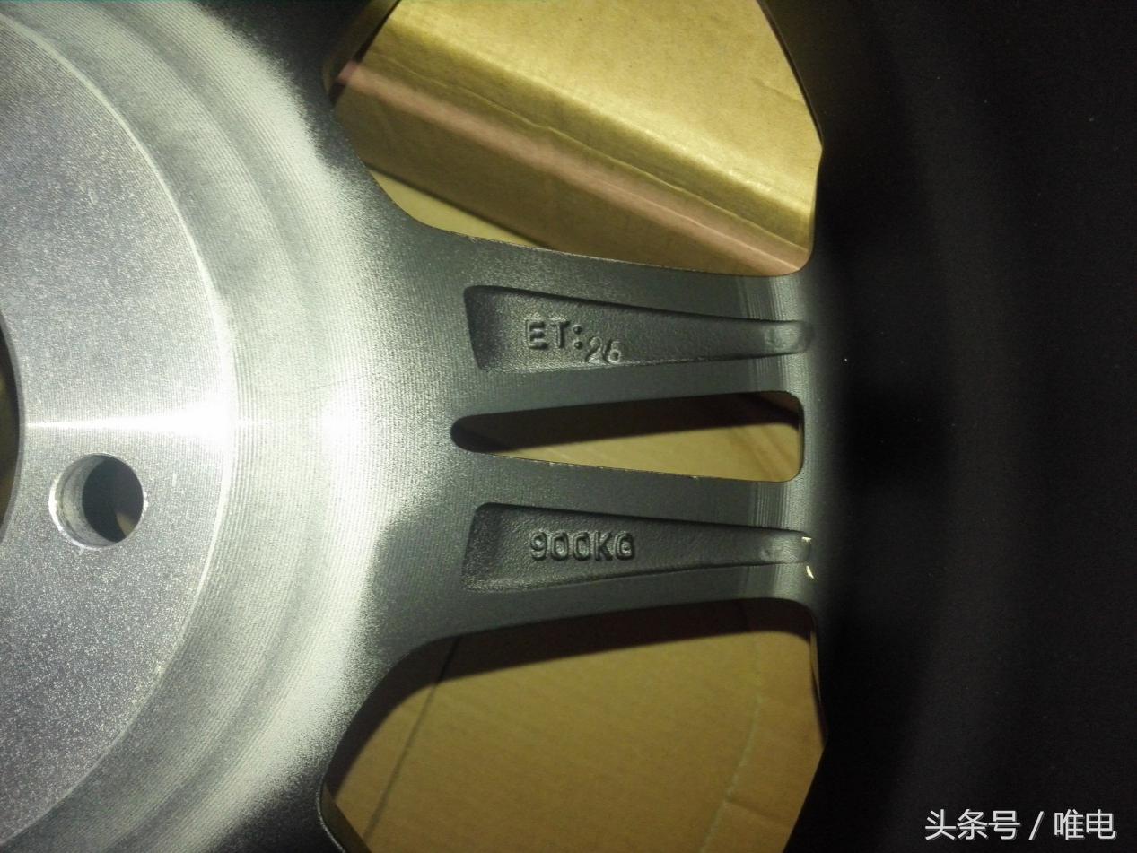 比亚迪唐dm-i112km尊荣版轮毂,比亚迪唐能够换轮毂