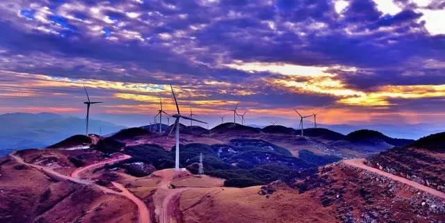 云南隔壁的一个苗族县城,来云南一定要去感受一下民族风情