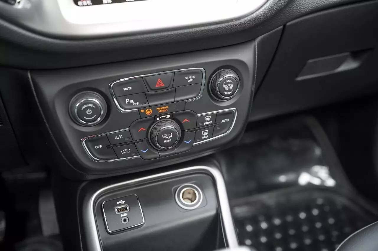 广汽菲克jeep指南者1.4t油耗,广汽菲克jeep指南者试驾视频