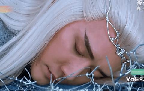 哦，拿什么拯救你，我尊贵的又傻又白又甜的王子