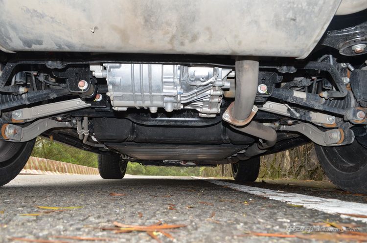 唐100加速测试,比亚迪唐100跑高速