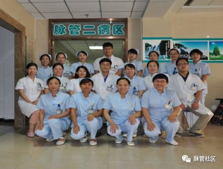 下肢发凉脚冰凉,下肢发凉是怎么回事呢