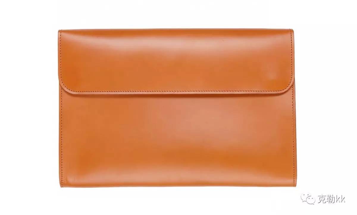 手里拿包怎么有腔调 (怎样拿手拿包)