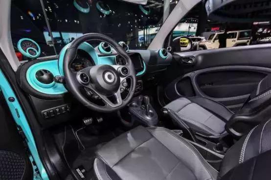 特别的爱给特别的TA，smart玩转定制风潮